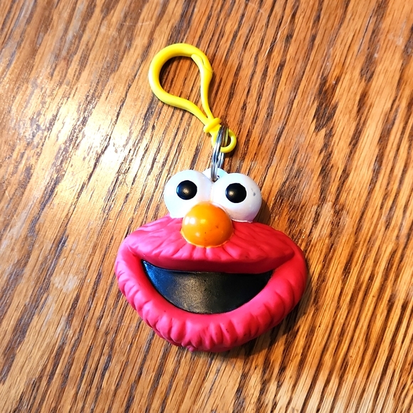 Sesame Street Elmo coin purse - Picture 1 of 3